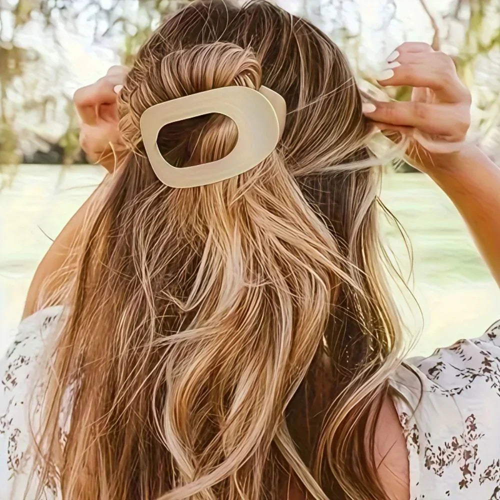 Set van 4 Matte Platte Haarclips – Anti-Slip Design