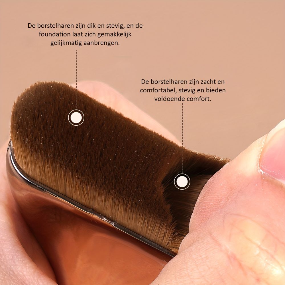 Zachte Bristel Foundation Make-upkwast